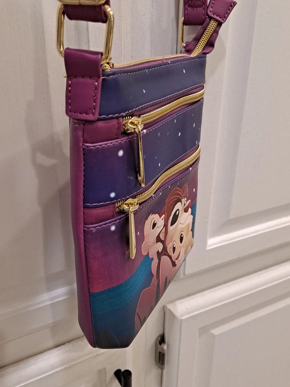 Loungefly Disney Magenta Kevin the Bird & Lion King Family Crossbody Bag - Picture 5 of 11